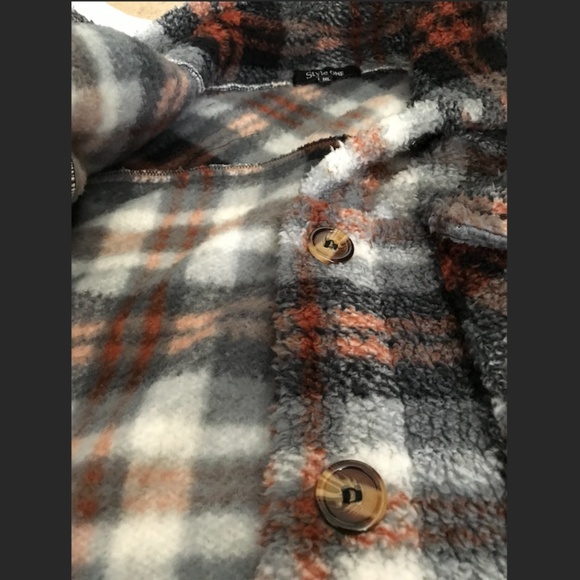 Brown plaid Style One fleece jacket - Picture 4 of 9